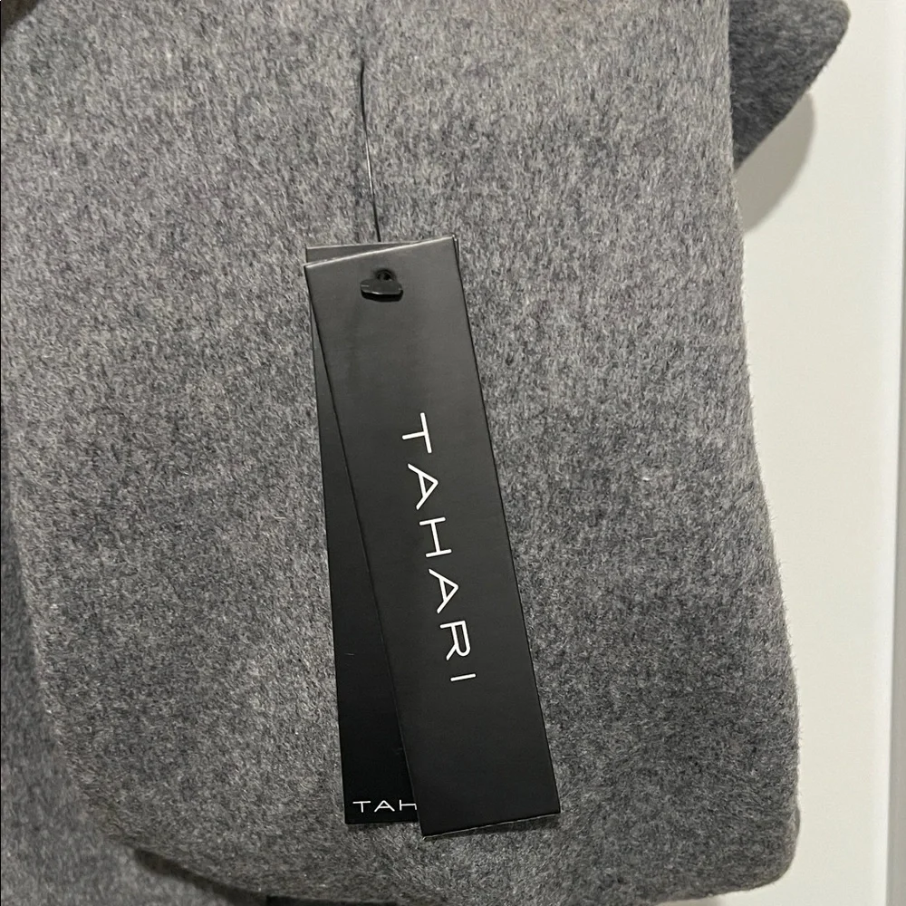 Tahari Women's Gray Cape Jacket - Picture 4 of 14